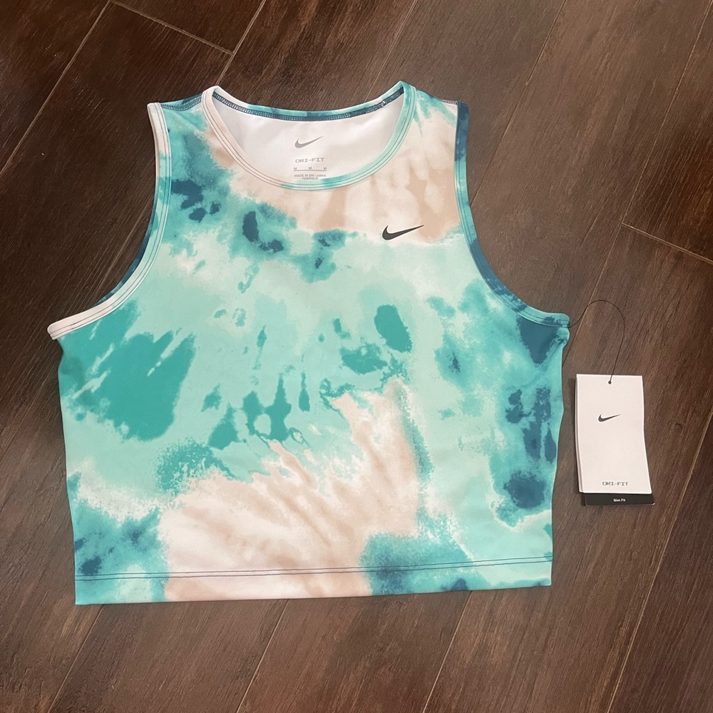 Tie dye Nike dri-fit workout top BNWT